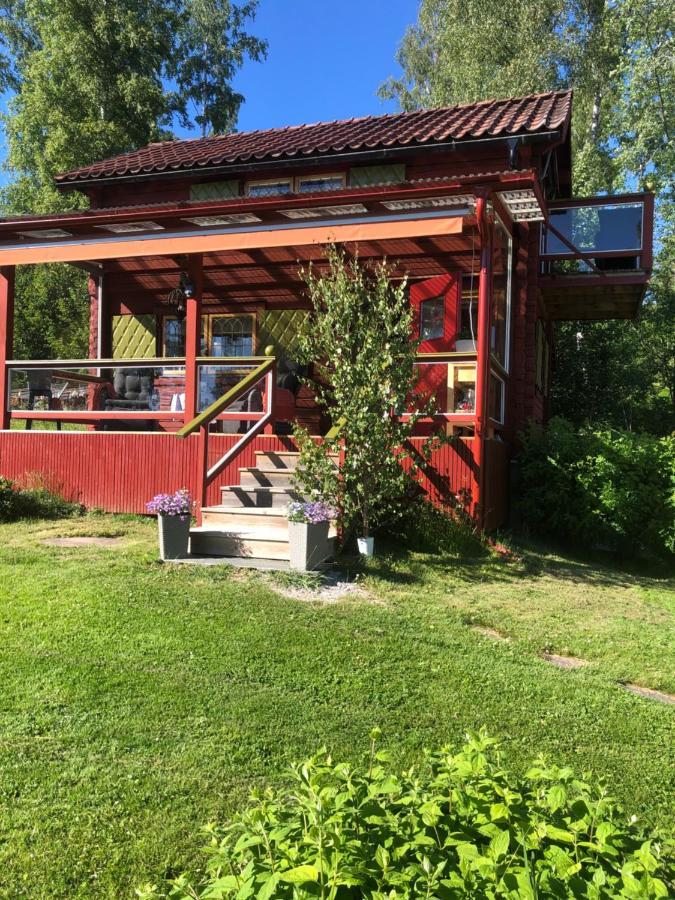 Mysigt Boende I Raettvik Med Utsikt Oever Siljan المظهر الخارجي الصورة