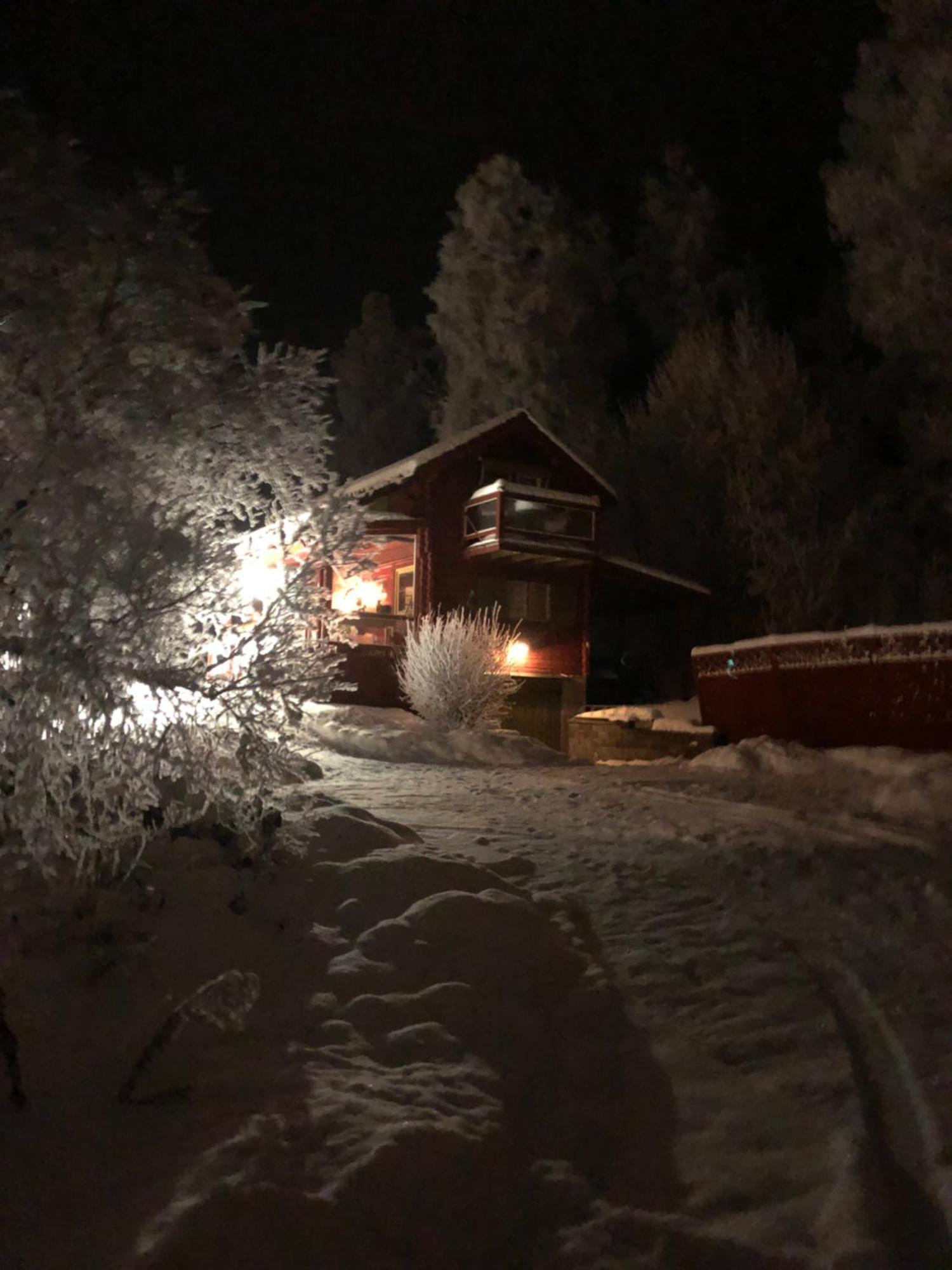 Mysigt Boende I Raettvik Med Utsikt Oever Siljan المظهر الخارجي الصورة